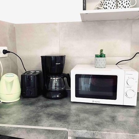 Jolie Appartement 2 Chambres 65M2 Au Centre Ville Fontenay-le-Comte Luaran gambar